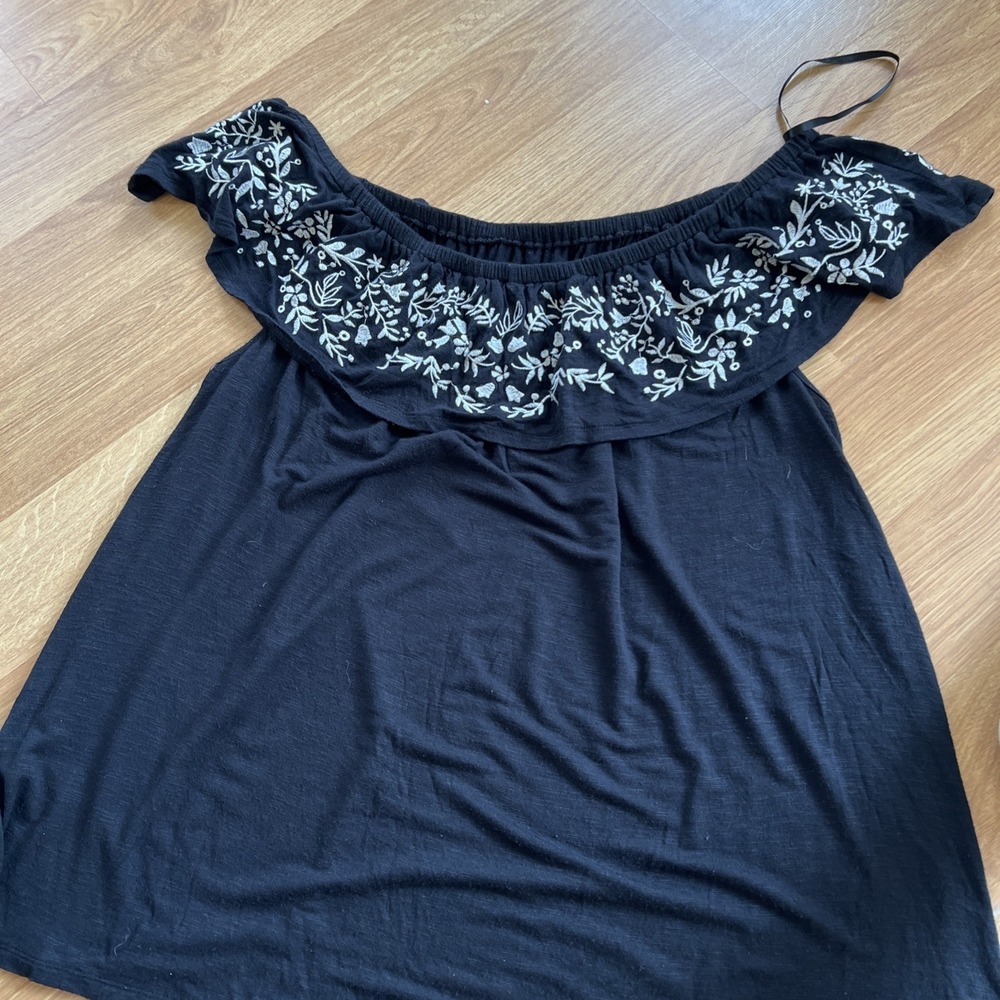 Max‎ Jean Women's Top Size 2X Boho Peasant Ruffle Floral Soft Off The Shoulder